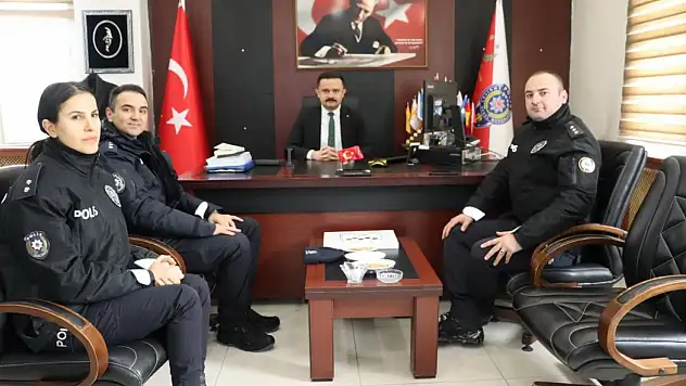 Erzurum Karayazı Kaymakamı Onur Titiz'den İlçe Emniyet Müdür V. Çeribaş'a Hayırlı Olsun Ziyareti