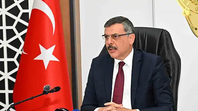 Erzurum Kongresi'nin 106. yılı, Vali Çiftçi'den vatansever mesajlarla kutlandı
