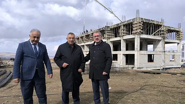 Erzurum Müftüsü Çapçı, Cevdet Ubuz Kur'an Eğitim Merkezi İnşaatında İncelemelerde Bulundu