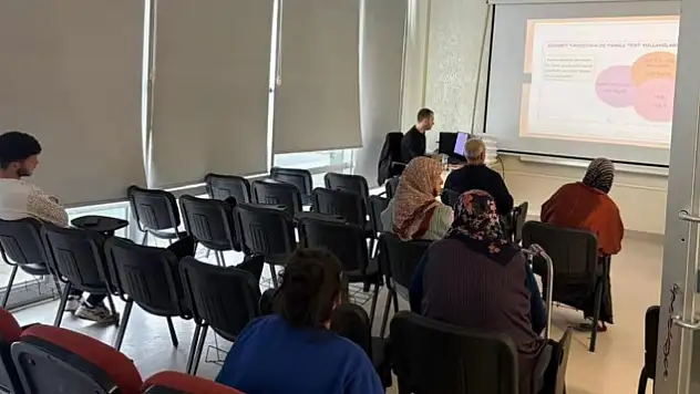 Erzurum Şehir Hastanesi'nde Aralık Ayı Diyabet Okulu Düzenlendi