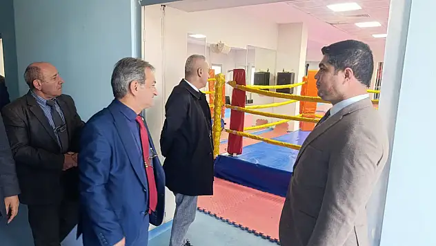 Erzurum Spor Tesislerinde İnceleme: İl Müdürü Çakmur'dan Spor Altyapısına Yakın Takip