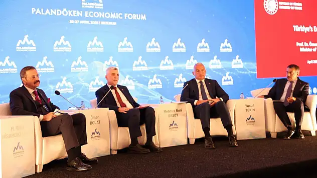 Erzurum Ticaret Borsası Palandöken Ekonomi Forumu'na Katıldı