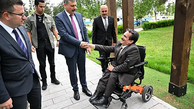 Erzurum Valisi Çiftçi, engelli bireylerle buluşarak taleplerini dinledi ve çözüm sözü verdi