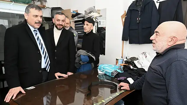 Erzurum Valisi Çiftçi, esnafları ziyaret ederek destek sözü verdi