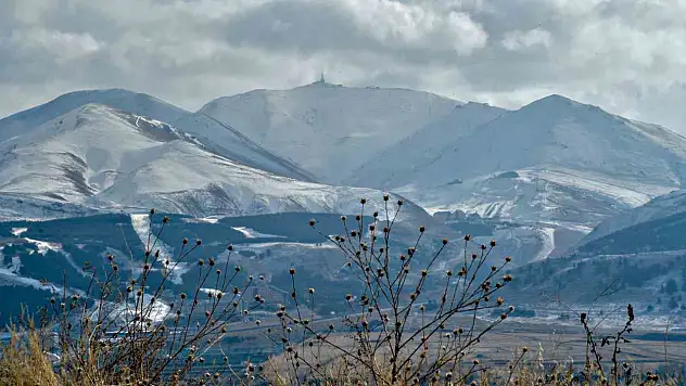 Erzurum ve çevresi için kuvvetli yağış ve don uyarısı yapıldı, önlemler alınması önerildi