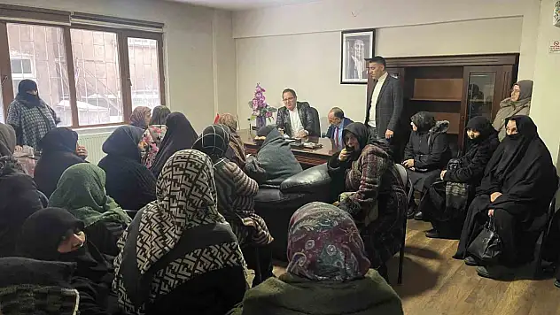 Erzurumlu Avukat Elmalı'dan emeklilere kış desteği