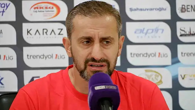 Erzurumspor Teknik Direktörü Özbalta: Tempoyu arttırmak için çalışıyoruz!