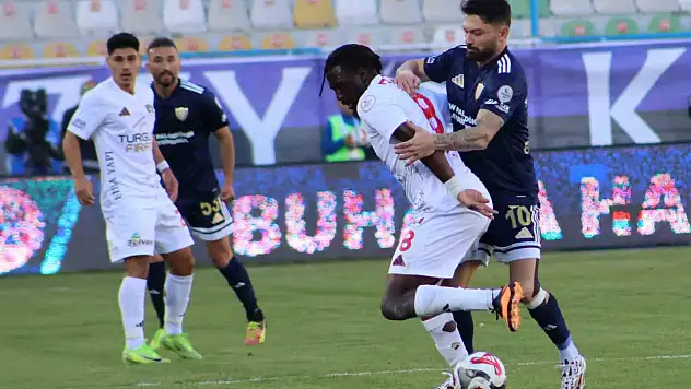 Erzurumspor ve Vanspor 1-1 berabere kaldı, goller sonrası heyecan doruğa ulaştı!