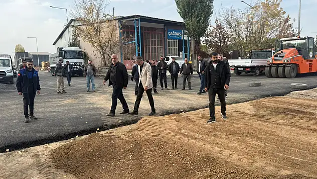 Eşbaşkan Söylemez, Sanayi Sitesi'nde Yürütülen Çalışmaları Yerinde İnceledi
