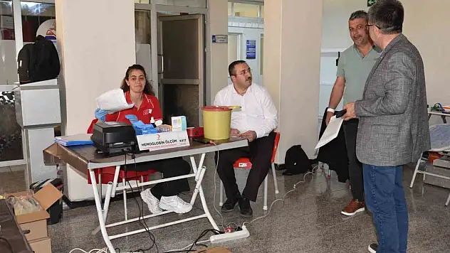 ESKİ, Kızılay'a Kan Bağışıyla Destek Verdi