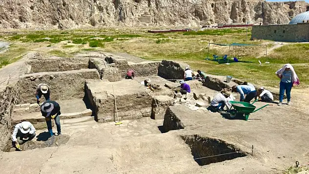 Eski Van Şehri'nde 1. Dünya Savaşı'na ait gülle ve mermi kovanları bulundu