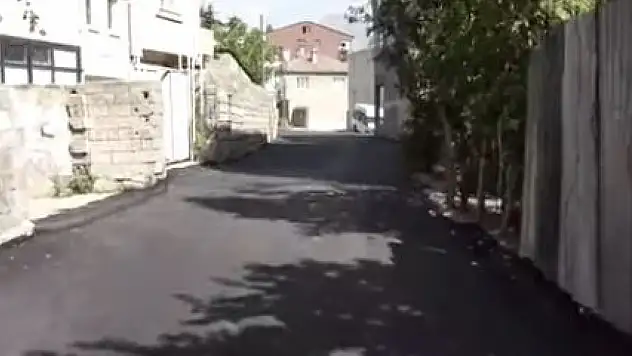 Eskicamii Mahallesi Kanalüstü Sokak Asfaltla Buluştu