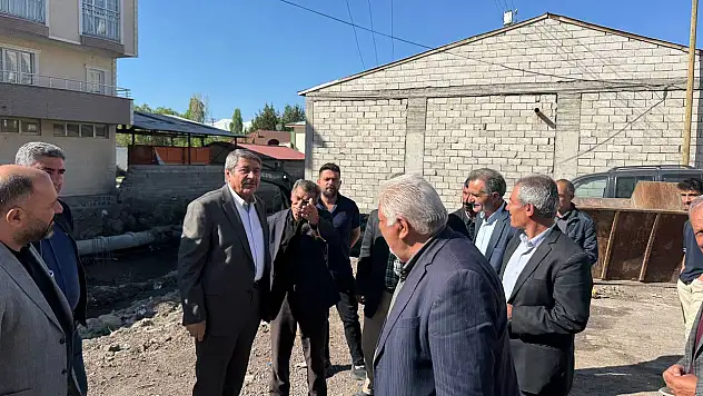 Esnafı rahatlatacak çarşı için Patnos Belediyesi bugün temel attı!