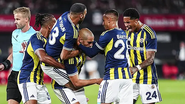 Fenerbahçe, UEFA karşılaşmasında Feyenoord'a karşı tur için sahaya çıkıyor! İşte maç öncesi beklenen 11'ler!