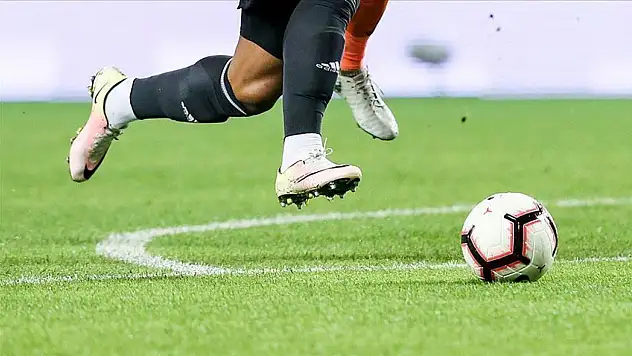 Futbolda dolu dolu hafta: Tüm liglerde maç trafiği başlıyor