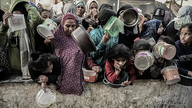 Gazze'de Açlık Felaketi: Ölüm Sayısı 400'ü Geçti