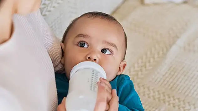 Gece sütüyle uyutma alışkanlığı çocukların diş sağlığını tehdit ediyor