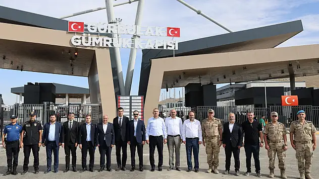 Gürbulak Gümrük Kapısı'nda trafik akışı rahatlatılıyor