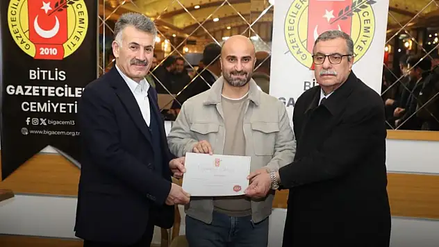 Güroymak Belediye Başkanı Eşref Mutlu, 10 Ocak Programına Katıldı