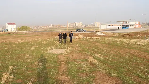 Güzeldağ Kayak Merkezi'nde Tekerlekli Kayak Pisti Projesi İçin İnceleme Yapıldı