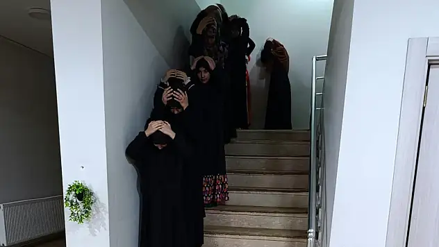 Hafızlık öğrencileri deprem alarmıyla harekete geçti!
