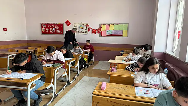 Halife Yusuf İmam Hatip Ortaokulu'nda TALES heyecanı