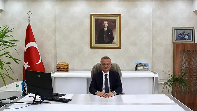 Hamur'un yeni kaymakamı göreve başladı