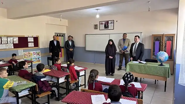 Hasköy Kaymakamı İsmail Güney'den Okul Ziyareti