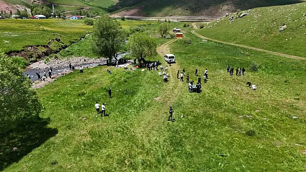 HÜDA PAR Ağrı'da gençleri spor ve kültürel etkinliklerde buluşturdu