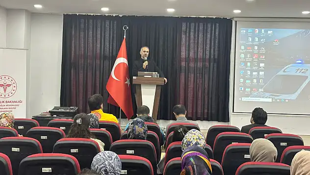 Hz. Peygamber ve Aile Ahlakı Konferansı İl Sağlık Müdürlüğü'nde Düzenlendi