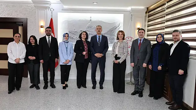 İbrahim Çeçen Vakfı'nın Ağrı'ya katkı sunacak projeleri görüşüldü