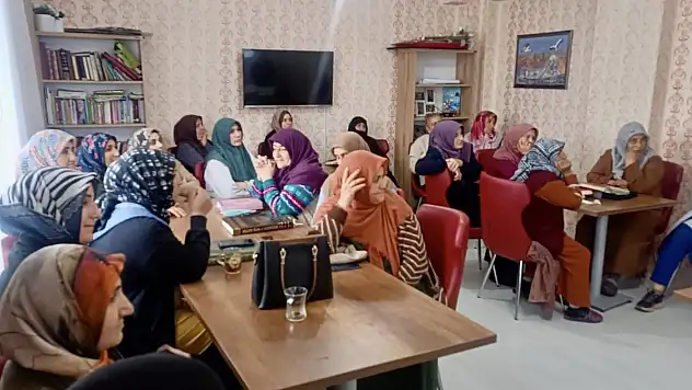 Iğdır Belediyesi, Ailede Değerler Eğitimi Programını Başarıyla Tamamladı