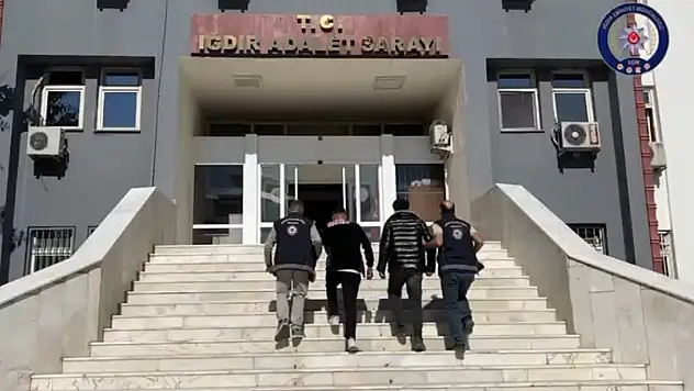 Iğdır'da 10 düzensiz göçmen yakalandı, iki şüpheli cezaevine gönderildi