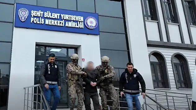 Iğdır'da Aranan Şahıs Sınır Kapısında Yakalandı