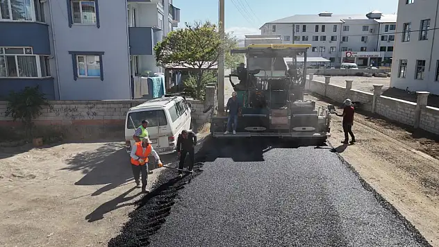 Iğdır'da Asfaltlama Çalışmaları Hızla İlerliyor, Ulaşımda Konfor Artıyor