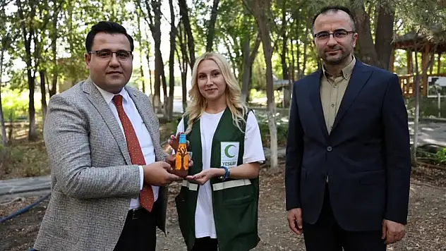 Iğdır'da Dünya Temizlik Günü Etkinliği: Kent Ormanı Gönüllülerle Renklendi