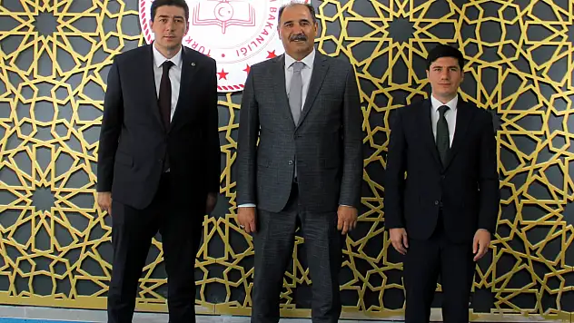 Iğdır'da Eğitim Gündemi Değerlendirme Toplantısı: Türkiye Yüzyılı Maarif Modeli ve DYK Planlamaları Masaya Yatırıldı
