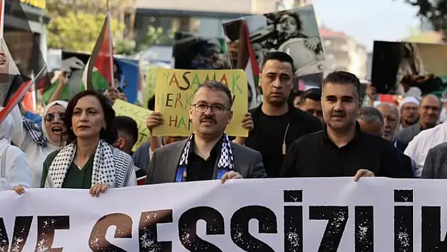 Iğdır'da 'Filistin'e Destek Yürüyüşü'ne Yoğun Katılım