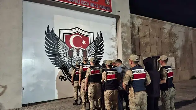 Iğdır'da göçmen kaçakçılığı operasyonu: 5 organizatör tutuklandı
