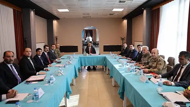 Iğdır'da İl Güvenlik ve Asayiş Koordinasyon Toplantısı Gerçekleştirildi