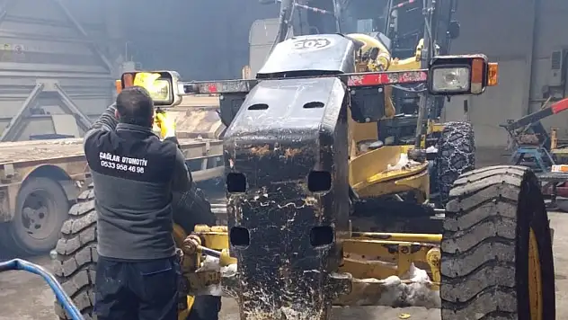 Iğdır'da Karla Mücadelede %100 Başarı: 1444 Kilometre Köy Yolu Ulaşıma Açıldı