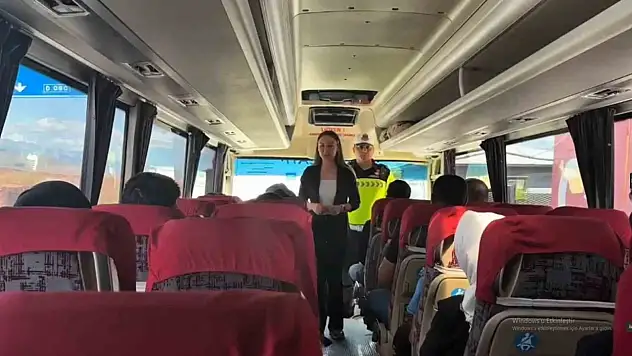 Iğdır'da Kurban Bayramı öncesi sivil trafik denetimleriyle yolcu güvenliği sağlanıyor