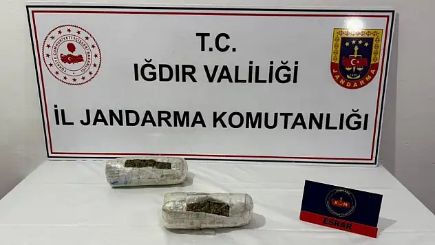 Iğdır'da Uyuşturucu Operasyonu: 1 Kilo 350 Gram Kubar Esrar Ele Geçirildi