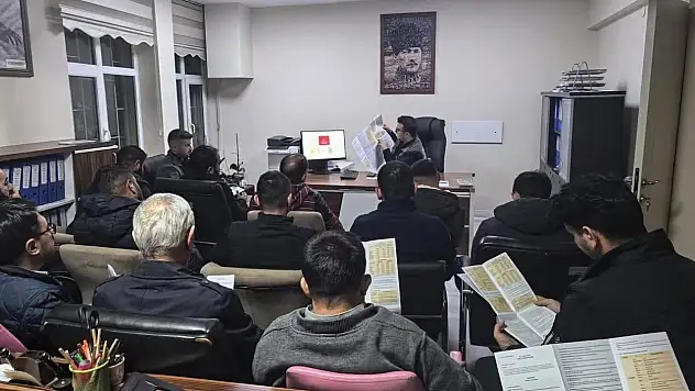 Iğdır'da Yaban Hayatı Koruma İçin Avcı Eğitimi Kursu Başladı