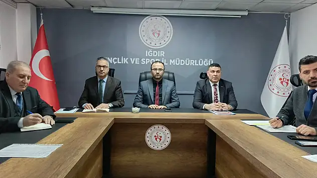 Iğdır Gençlik ve Spor İl Müdürlüğü'nde 2026 Yılının İlk Yurt Hizmetleri Toplantısı Yapıldı