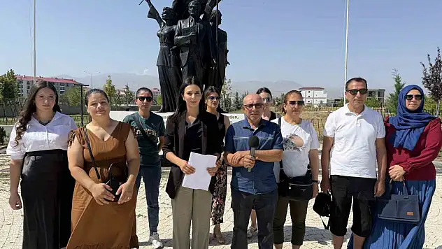 Iğdır halk oyunları eğitmenleri, kültürel mirasa verilen değeri artırmak istiyor