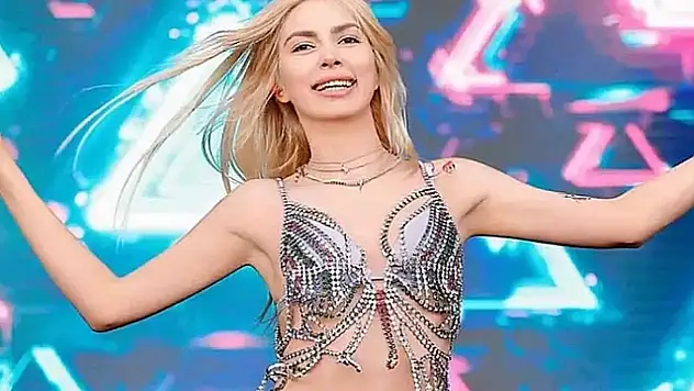 Iğdır Üniversitesi'nde Aleyna Tilki Konseri Hava Muhalefeti Nedeniyle İptal Edildi