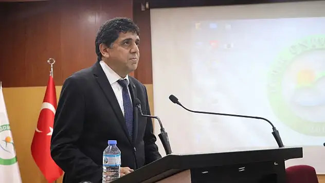 Iğdır Üniversitesi'nde 'Annelik ve Toplum' Paneli Düzenlendi