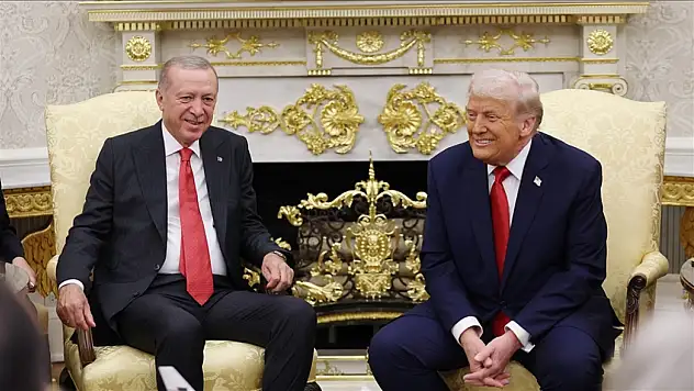 İki lider telefonda konuştu, bölgesel başlıklar masaya yatırıldı