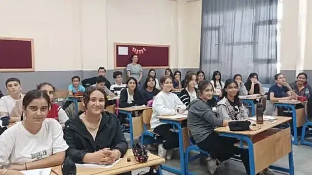 İl Milli Eğitim Müdürü Aziz Gün'den Destekleme ve Yetiştirme Kurslarına Ziyaret